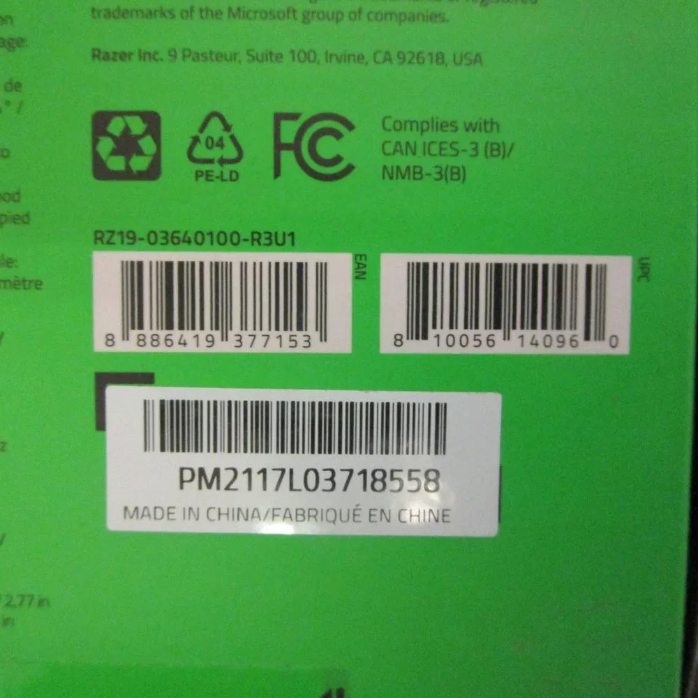 Razer Kiyo Pro USB Camera with High Performance Adaptive Light Sensor Webcam